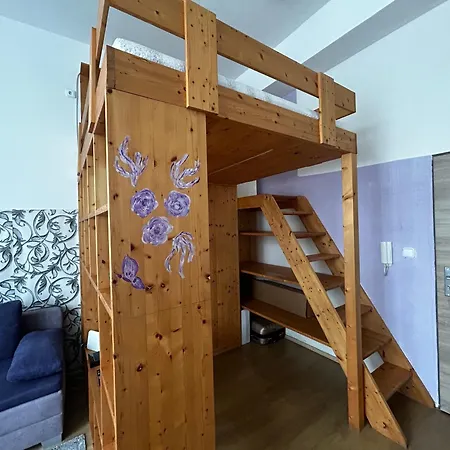 1 - Izbovy S Kupelnou