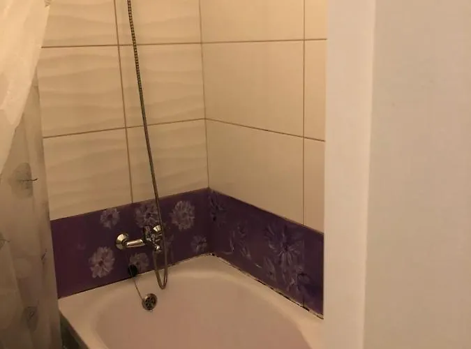 1 - Izbovy S Kupelnou Bratislava