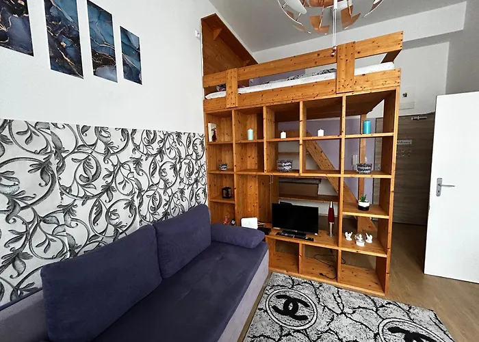 1 - Izbovy S Kupelnou Appartement Bratislava